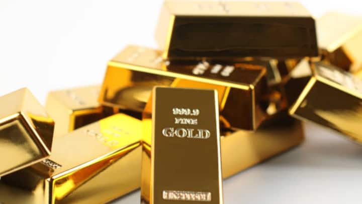 मौजूदा वक्त में जर्मनी के पास 3,350.25 टन सोने का भंडार है, जो साल 2000 में 3,468 टन था. इस लिस्ट में जर्मनी दूसरे नंबर पर है.