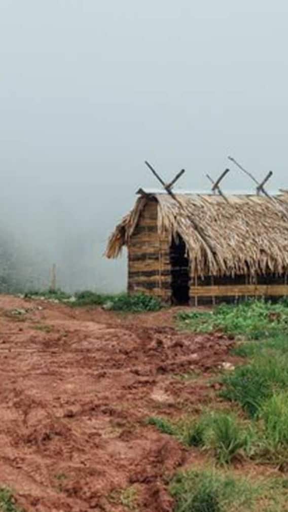 राजस्थान का अनोखा गांव, जहां कच्चे मकानों में रहते हैं करोड़पति