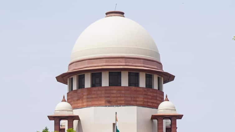 SC To Hear Plea Against Karnataka Govt’s Move Inviting Author Banu Mushtaq To Inaugurate Mysuru Dasara