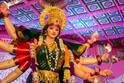 Shardiya Navratri 2025 : नवरात्रीच्या नऊ दिवसांत फॉलो करा 'या' 9 रंगाचे कपडे; देवीच्या 9 रुपांचा मिळेल आशीर्वाद