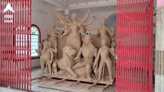 পাঁচশো বছরের পুরনো কাঠামোয় প্রতিমার নির্মাণ, বাংলাদেশের বণিকরা না এলেও বন্ধ হয়নি এই পুজো