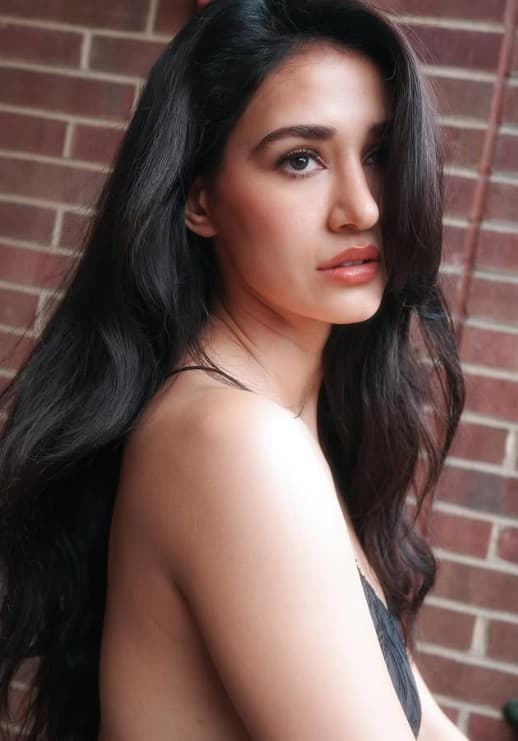 ਗੈਂਗਸਟ ਗੋਲਡੀ ਬਰਾੜ ਦਾ ਆਤੰਕ; ਮਸ਼ਹੂਰ ਹਸਤੀ ਦੇ ਘਰ ਭੇਜੇ 5 ਸ਼ੂਟਰ; ਇੰਝ ਰਚੀ ਵੱਡੀ ਸਾਜ਼ਿਸ਼...