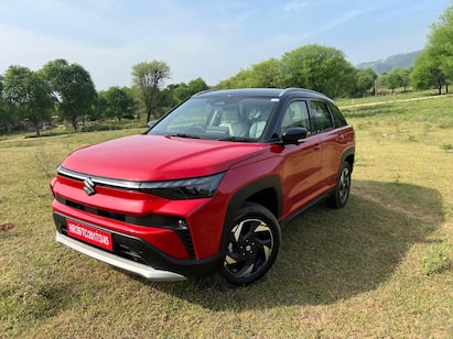 Maruti Suzuki Victoris : মারুতি সুজুকি এই বিভাগে নিয়ে এসেছে আরও একটি প্রতিযোগী ভিক্টোরিস। যা গ্র্যান্ড ভিটারার সঙ্গে এই বিভাগে যোগ দিয়েছে। নেক্সা নয়, এরিনা ডিলারশিপের মাধ্যমে বিক্রি হবে এই গাড়ি।