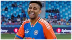 ఒమన్‌తో మ్యాచ్‌లో భారత్ బ్యాటింగ్,  అర్ష్‌దీప్‌ పేరు మర్చిపోయిన సూర్యకుమార్