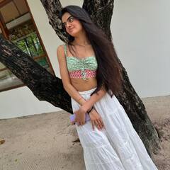 'ये है मोहब्बतें' की छोटी रुही की 10 तस्वीरें, बड़ी होकर दिखती हैं दिव्यांका त्रिपाठी से भी ज्यादा खूबसूरत