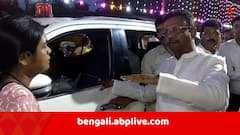 সরেজমিনে রাস্তার হাল দেখতে গিয়ে, প্রশ্নের মুখে মেয়র ! 'পুজো এলে রাস্তা সারান, তারপরে যেই কে সেই..'