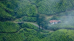 Travel Photos: દક્ષિણ ભારતની સુંદરતાની 10 તસવીરો, હરવા-ફરવા માટે પરફેક્ટ છે આ 10 ટ્રાવેલ લૉકેશન