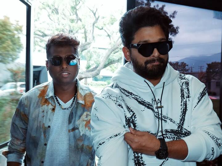 अल्लू अर्जुन की अपकमिंग फिल्म AA26xA6 का इन दिनों दर्शकों के बीच जबरदस्त बज बना हुआ है. सभी को इस मोस्ट अवेटेड फिल्म का बेसब्री से इंतजार है. फिल्म को काफी बड़े बजट के साथ भी बनाया जा रहा है.