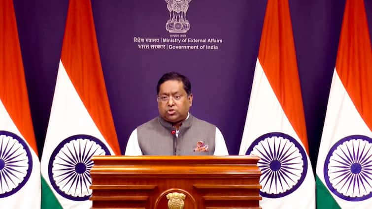 <div>India Defends Participation In Russia's Zapad Exercise Amid EU Concerns, Highlights NATO Observers</div>