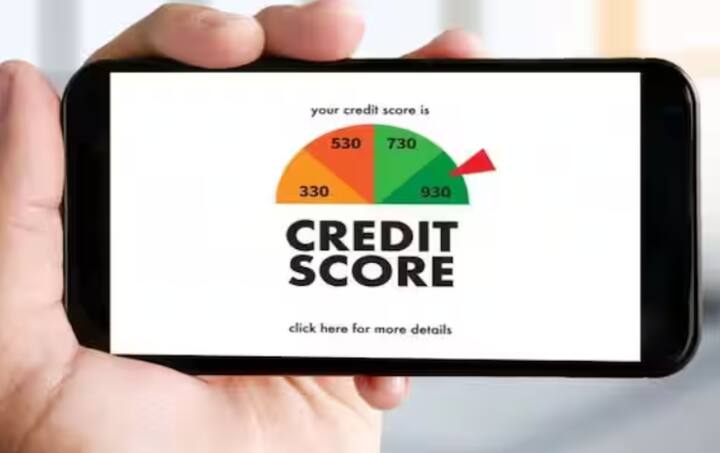ਦਰਅਸਲ, ਕਈ ਵਾਰ ਸਕੋਰ ਗਲਤ ਜਾਣਕਾਰੀ ਜਾਂ ਡੁਪਲੀਕੇਟ ਡੇਟਾ ਦੀ ਵਜ੍ਹਾ ਨਾਲ ਹੁੰਦਾ ਹੈ। ਇਸ ਕਰਕੇ ਆਪਣੀ CIBIL ਰਿਪੋਰਟ ਨੂੰ ਨਿਯਮਿਤ ਤੌਰ 'ਤੇ ਚੈੱਕ ਕਰਦੇ ਰਹੋ ਤਾਂ ਜੋ ਜੇਕਰ ਤੁਹਾਨੂੰ ਕੋਈ ਗਲਤੀ ਨਜ਼ਰ ਆਉਂਦੀ ਹੈ, ਤਾਂ ਤੁਸੀਂ ਉਨ੍ਹਾਂ ਨੂੰ ਤੁਰੰਤ ਠੀਕ ਕਰਵਾ ਸਕੋ। ਸਿਰਫ਼ ਸਹੀ ਜਾਣਕਾਰੀ ਨਾਲ ਹੀ ਤੁਹਾਡਾ ਸਕੋਰ ਵਧੀਆ ਰਹੇਗਾ।