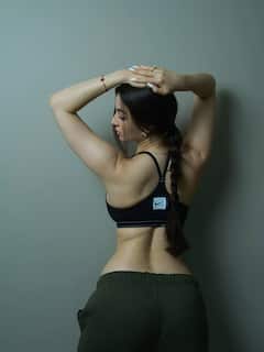 Giorgia Andriani Photos: જ્યોર્જિયા એન્ડ્રિયાનીએ કેમેરા સામે બતાવી કિલર સ્ટાઈલ, તસવીરો વાયરલ