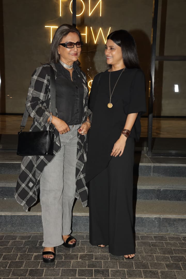एक्ट्रेस कोंकणा सेन भी ‘होमबाउंड’ की स्क्रीनिंग में पहुंची. जो ऑल ब्लैक लुक में काफी स्टाइलिश लग रही हैं.