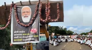 Nashik News : मोदीसाहेब कांद्याला भाव द्या, नाहीतर इच्छा मरणाची परवानगी द्या; कांद्याच्या मुद्द्यावरून शेतकरी आक्रमक, प्रहारतर्फे रास्तारोको आंदोलन