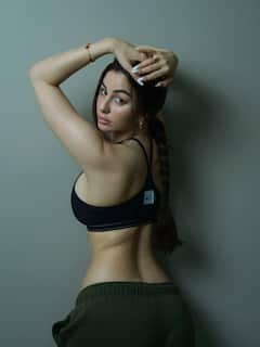 Giorgia Andriani Photos: જ્યોર્જિયા એન્ડ્રિયાનીએ કેમેરા સામે બતાવી કિલર સ્ટાઈલ, તસવીરો વાયરલ