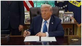 H1B Visa News: ఇండియన్స్‌ డాలర్‌ డ్రీమ్స్‌కు ట్రంప్‌ షాక్‌- రూ. 80 లక్షల కొత్త H-1B వీసా ఫీజుతో కష్టకాలం!