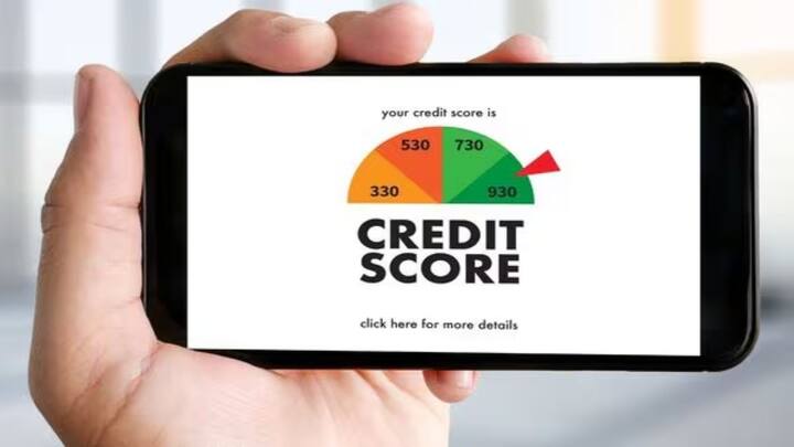 दरअसल कभी-कभी स्कोर गलत जानकारी या डुप्लीकेट डेटा की वजह से हो जाता है. इसलिए अपनी सिबिल रिपोर्ट चेक करते रहे. जिससे अगर कोई गलती दिखे तो तुरंत ठीक कराएं. सही जानकारी होने पर ही आपका स्कोर सही तरीके से सुधर सकता है.