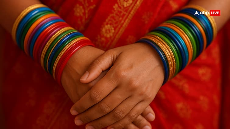 Glass bangles for Women: विवाहित महिलाओं को क्यों पहनना चाहिए कांच की चूड़ियां? जानें धार्मिक महत्व