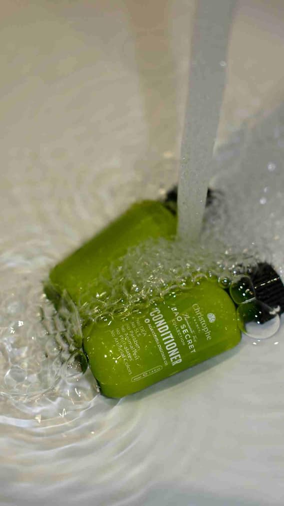 ஒரு வாரத்திற்கு எத்தனை முறை முடிக்கு ஷாம்பூ போட வேண்டும் ?