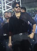 Pawan Kalyan - OG Concert Photos: 'ఓజీ' ప్రీ రిలీజ్‌ ఈవెంట్‌లో పవన్ కళ్యాణ్ ఫోటోలు - కటానాతో మామూలు హంగామా చేయలేదుగా