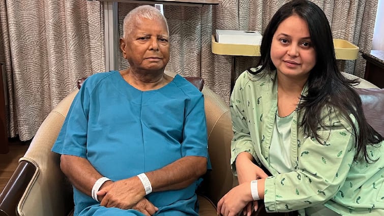 <div>Lalu Yadav's Daughter's Post Sparks Fresh Family Feud Rumours Ahead Of Bihar Polls</div>