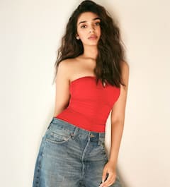 Birthday Special: साउथ की बर्थडे क्वीन की देखें 10 ग्लैमरस तस्वीरें, 22 साल की हो गई हैं कृति शेट्टी