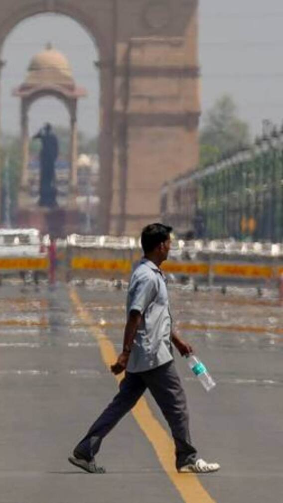 दिल्ली में तेज धूप और गर्मी से कब मिलेगी बारिश की राहत?