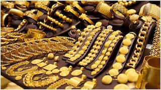 Gold Rate New Peak: அதிரடி காட்டும் தங்கம்; இன்று ஒரே நாளில் 2 முறை உயர்ந்து 83000-த்தை தாண்டியது - விலை எவ்வளவு.?