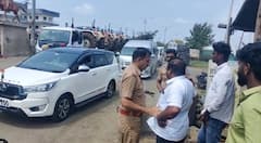 Gunaratna Sadavarte Attack: मनोज जरांगेंचा कट्टर समर्थक आधी शांतपणे उभा राहिला, गुणरत्न सदावर्तेंची गाडी जवळ येताच वीजेच्या वेगाने धावला अन्...