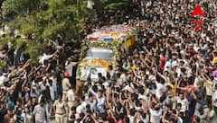 শেষবার জুবিনকে ছুঁয়ে দেখা, কফিনের ওপর গামোছা রাখতে গিয়ে ভেঙে পড়লেন স্ত্রী গরিমা