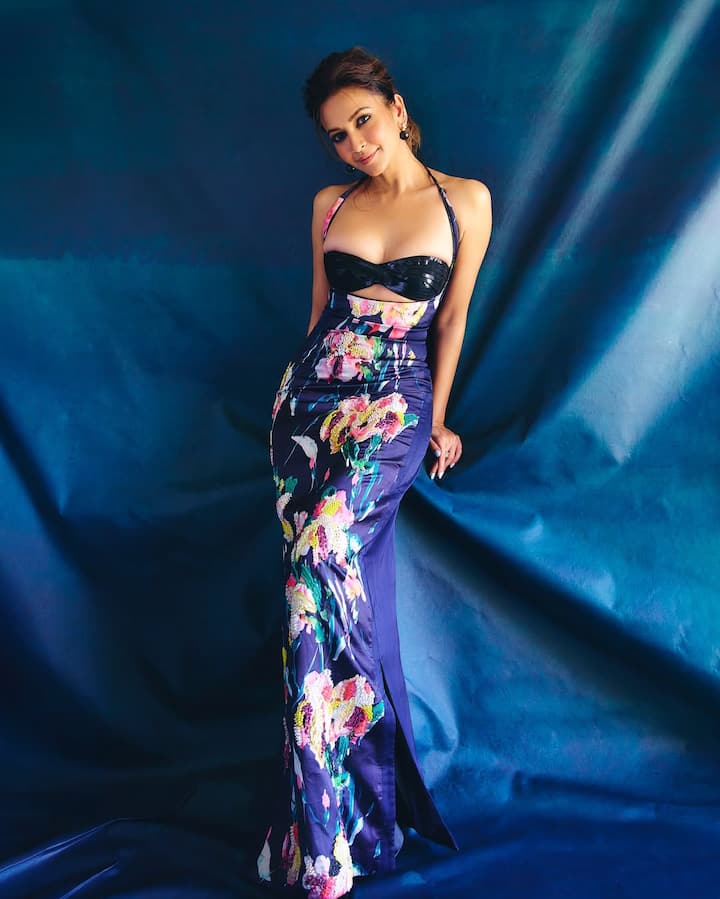 इसी kasak नेटफ e में में उनकी उनकी rurीज 'rabasatak' v 2 ray हुई हुई जिसके जिसके जिसके rurिए ज rurिए उन rurिए उन r उन Thirीज में r उन e अपने अपने r ग r कै r कै r कै r कै r कै r कै इस rurीज को ऑडियंस ने बहुत पसंद पसंद पसंद पसंद पसंद पसंद पसंद पसंद पसंद पसंद पसंद पसंद पसंद बहुत बहुत बहुत बहुत बहुत ने ने ने ने ने ने ऑडियंस ने ऑडियंस ऑडियंस