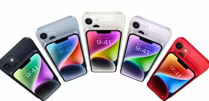Amazon નો આગામી સેલ આવા લોકો માટે ગોલ્ડન તક સાબિત થઈ શકે છે જે લાંબા સમયથી iPhone ખરીદવાનું વિચાર કરી રહ્યા છે. આટલા નોંધપાત્ર ડિસ્કાઉન્ટ સાથે iPhone 15 પ્રીમિયમ સ્માર્ટફોન હોવા છતાં મિડ રેન્જ કિંમતે એક શ્રેષ્ઠ વિકલ્પ છે.