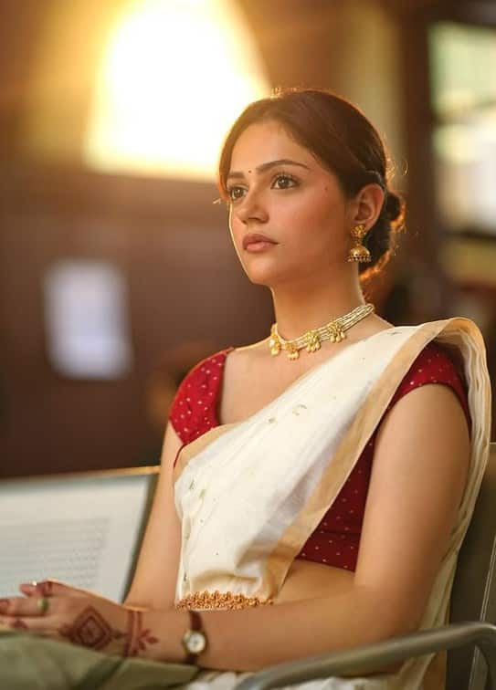 बता दें कि अनीत पड्डा की पहली फिल्म 'सैयारा' बॉक्स ऑफिस पर शानदार रही. इसने घरेलू बॉक्स ऑफिस पर 300 करोड़ से पैसे बटोरे थे.