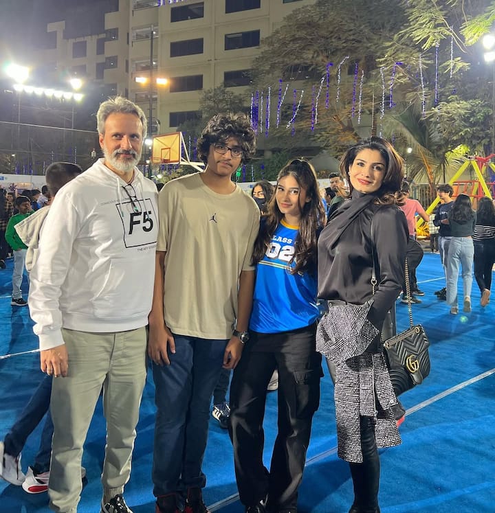 ये कहना बिल्कुल भी गलत नहीं होगा कि रवीना टंडन के बेटे स्टार्टनेस में आर्यन खान और अहान पांडे से चार कदम आगे हैं.