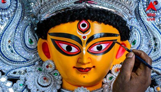Durga Puja 2025: স্বপ্নাদেশ পেয়ে দামোদর নদের পাড় থেকে উদ্ধার হয়েছিল দেবী মূর্তি, দুর্গা এখানে সর্বমঙ্গলা
