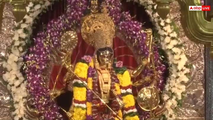 On the first day of Navratri, devotees arrived at Shri Adya Katyayani Shaktipeeth temple in Chhatarpur to worship and visit. A devotee said, 