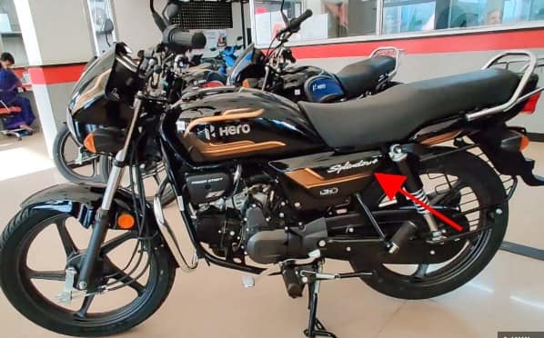 Hero MotoCorp ਨੇ ਆਪਣੇ ਵਾਹਨਾਂ 'ਤੇ ₹15,743 ਦੀ ਕੀਮਤ ਘਟਾਉਣ ਦਾ ਐਲਾਨ ਕੀਤਾ ਹੈ। ਕੰਪਨੀ ਦੀ ਸਭ ਤੋਂ ਸਸਤੀ ਬਾਈਕ, Hero HF Deluxe ਦੀ ਕੀਮਤ ₹5,805 ਘਟਾ ਦਿੱਤੀ ਗਈ ਹੈ। ਨਤੀਜੇ ਵਜੋਂ, ਇਹ ਬਾਈਕ ਹੁਣ ₹54,933 ਤੋਂ ਸ਼ੁਰੂ ਹੁੰਦੀ ਹੈ।