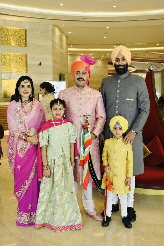 Vikramaditya and Amreen got married in Punjab. Amreen Kaur is serving as Assistant Professor of Psychology in Chandigarh.