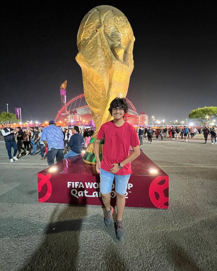 रवीना टंडन के बेटे अभी महज 18 साल के हैं. इतनी छोटी उम्र में वो बेहद ही इंप्रेसिव पर्सनालिटी के मालिक बन चुके हैं.