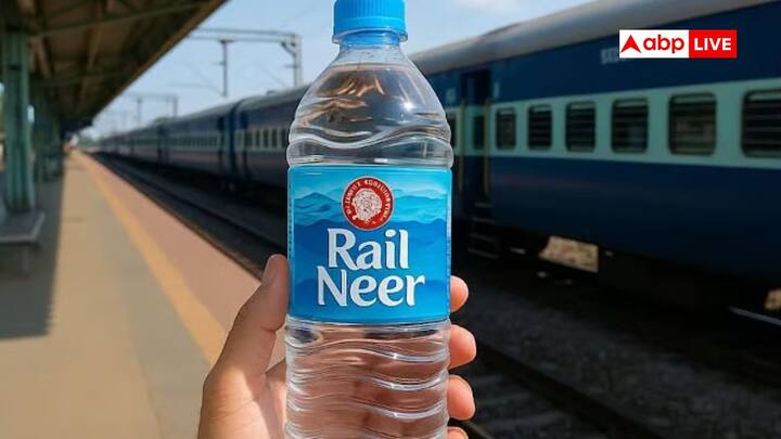 Rail Neer Water Price: रेल नीर अब सिर्फ 14 रुपये में मिलेगा, लेकिन अगर वेंडर पैसे वापस नहीं करे तो यात्रियों को क्या करना चाहिए? जानिए शिकायत दर्ज कराने का आसान तरीका क्या है.