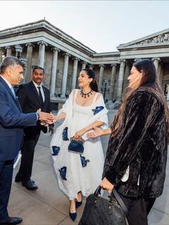 लंदन फैशन वीक में दिखा सोनम कपूर का यूनिक लुक, विदेशी धरती में दिखी राजस्थानी विरासत की झलक