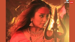 नवरात्रि के अवसर पर रानी चटर्जी ने कराया फोटोशूट, त्रिशूल को निहारते दिखीं भोजपुरी एक्ट्रेस