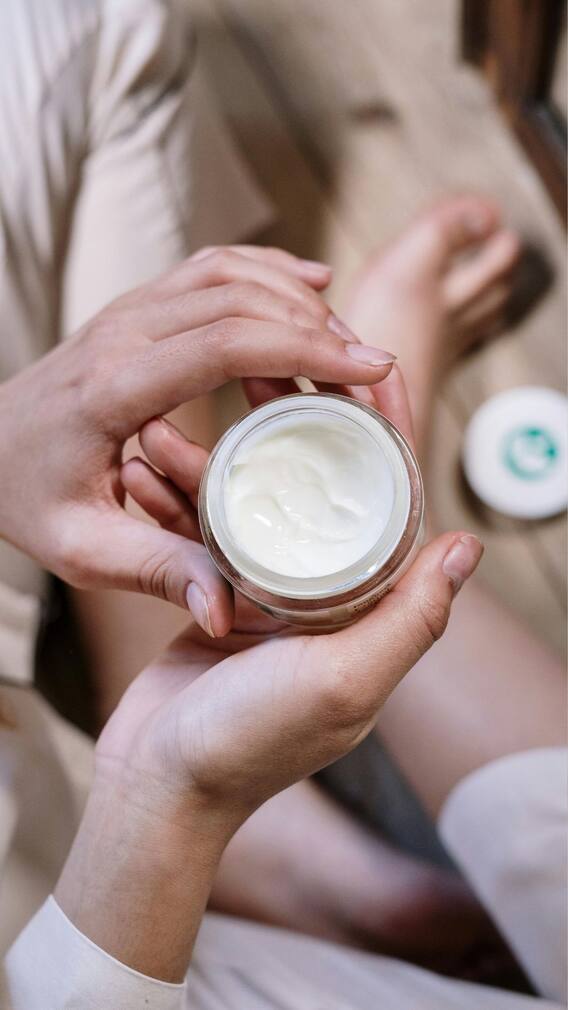 தினசரி சன்ஸ்கிரீன் பயன்படுத்துபவரா? இதையெல்லாம் மறக்காதீங்க!