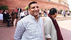 कौन हैं संजय यादव जिन्होंने 'फ्रंट सीट' पर बैठकर बढ़ा दी टेंशन? संपत्ति से लेकर सब कुछ जानिए