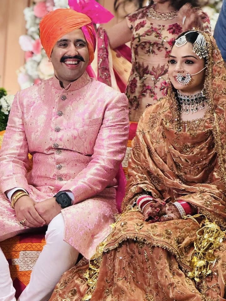The wedding ceremony was concluded with Sikh customs at the Gurudwara and family members and special guests attended the ceremony.