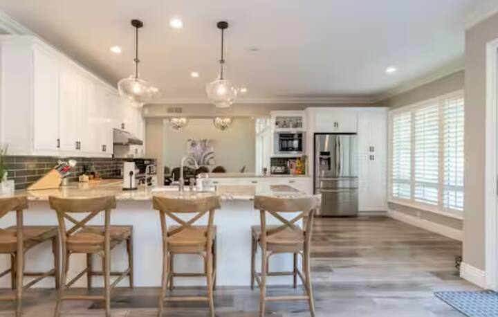 ਸਰੀਆ ਸਟੀਲ ਲਗਭਗ 1.5 ਤੋਂ 2 ਟਨ ਹੁੰਦੀ ਹੈ। 1 ਟਨ ਸਟੀਲ ਦੀ ਕੀਮਤ ₹60,000-₹65,000 ਨੂੰ ਧਿਆਨ ਵਿੱਚ ਰੱਖਦਿਆਂ ਹੋਇਆਂ ਕੁੱਲ ਲਾਗਤ ₹90,000 ਤੋਂ ₹130,000 ਹੋਵੇਗੀ।