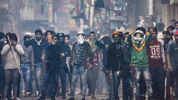 यहां धार्मिक या सांप्रदायिक दंगों की कोई बड़ी घटना दर्ज नहीं हुई है. सिक्किम का पर्यटन आधारित आर्थिक ढांचा और शिक्षा पर जोर देने वाली नीतियां भी सामाजिक स्थिरता बनाए रखने में मदद करती हैं.