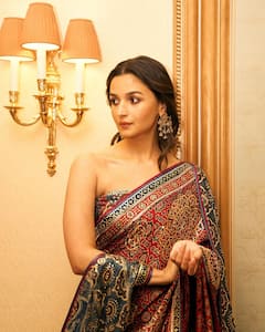 नवरात्रि में लगना है स्टाइलिश और ट्रेंडी, आलिया भट्ट के ब्लाउड डिजाइन से लें इंस्पिरेशन