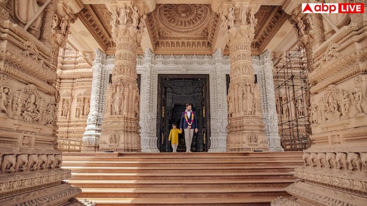 कनाडा के टोरंटो और यूके के लंदन में भी BAPS अक्षरधाम मंदिर बने हैं. टोरंटो का मंदिर भारतीय कला और संस्कृति का केंद्र है, जबकि लंदन का मंदिर यूरोप का पहला पारंपरिक हिंदू मंदिर है.