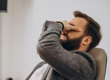 थकान महसूस करने वाले लोग: पान के पत्ते का सेवन करने से शरीर में एनर्जी बढ़ती है. यह थकान और कमजोरी को कम करने में मदद करता है और शरीर को एक्टिव रखता है.
