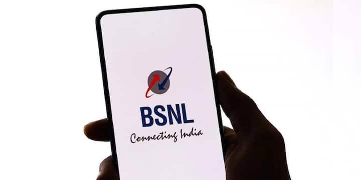 આ ઉપરાંત, BSNL 5G સેવા શરૂ કરવા માટે પણ સક્રિયપણે કાર્ય કરી રહ્યું છે. કંપની સપ્ટેમ્બર 2025 સુધીમાં દિલ્હી સહિત અનેક મોટા શહેરોમાં 5G સેવા લોન્ચ કરવાની તૈયારી કરી રહી છે. તાજેતરમાં, કંપનીએ Q-5G FWA AirFiber સેવા પણ શરૂ કરી છે.